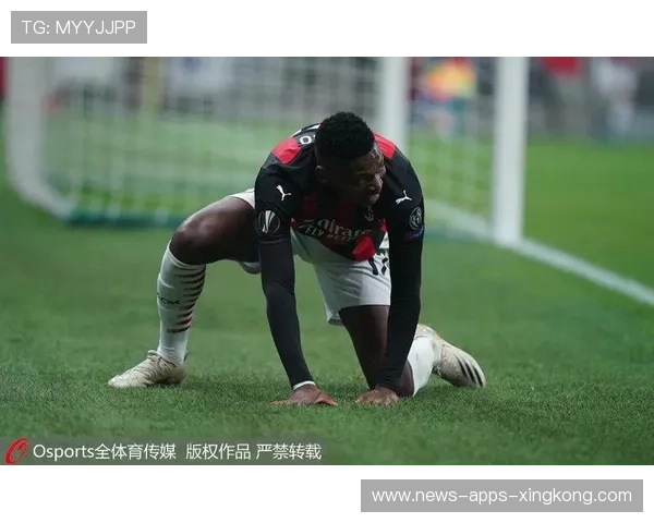 莱奥左路连续踩单车后破门，米兰进攻华丽